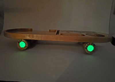 Luminescent-skateboard-rolling-tray